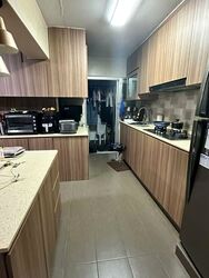 Blk 428A Floral Spring @ Yishun (Yishun), HDB 5 Rooms #558905081